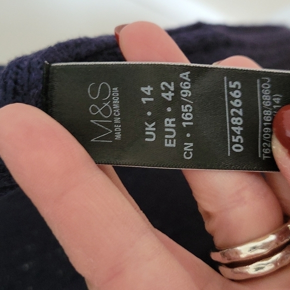 𝅺M&S Long Cardigan XL - Picture 4 of 7